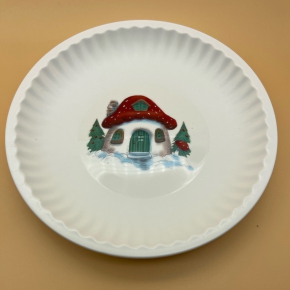 Eco-friendly Gnome and Mushroom Home 2-piece Appetizer Plates, New - Picture 2 of 7